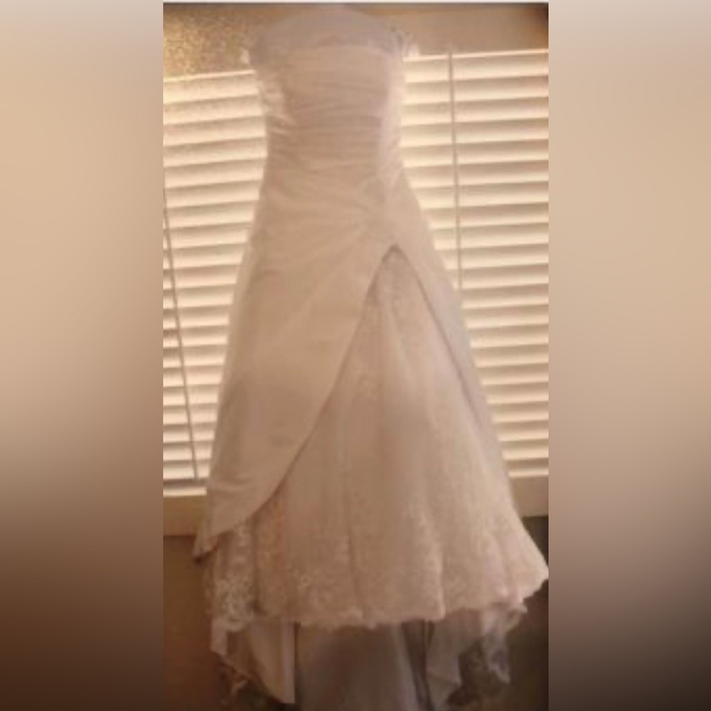 Jasmine vintage wedding dress + vail